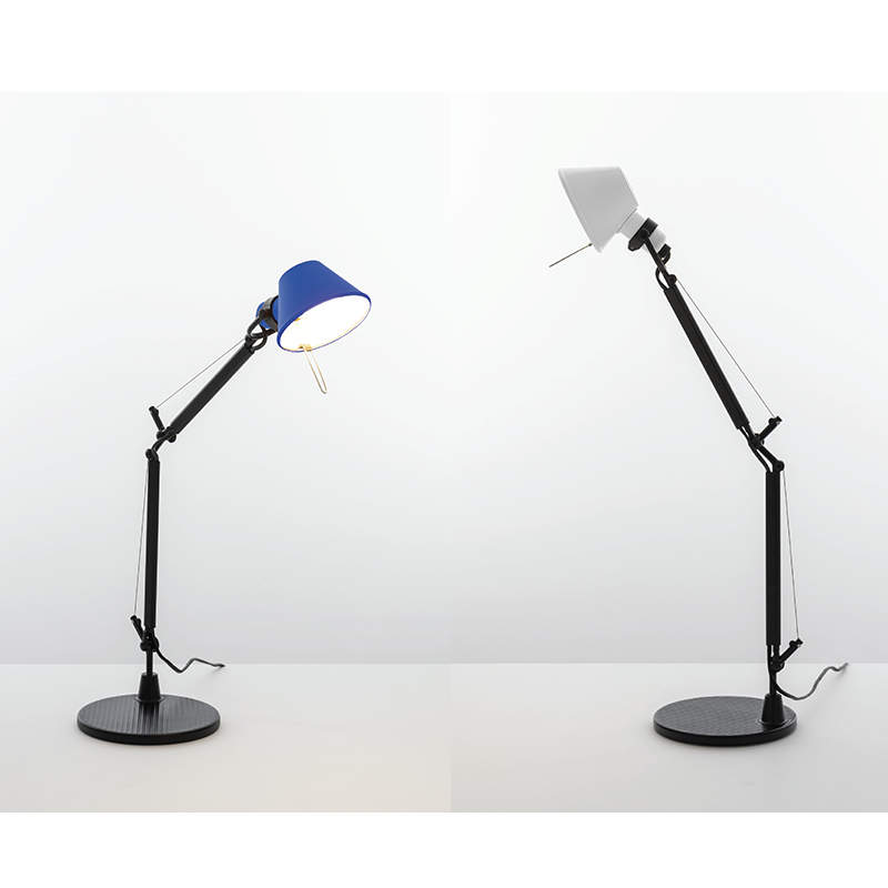 https://objectstorage.ap-seoul-1.oraclecloud.com/n/cnk6gaix2gpw/b/loqoqo-conv/o/artemide/tolomeo-micro-bi-color-table-lamp-limited-edition/21051.jpg