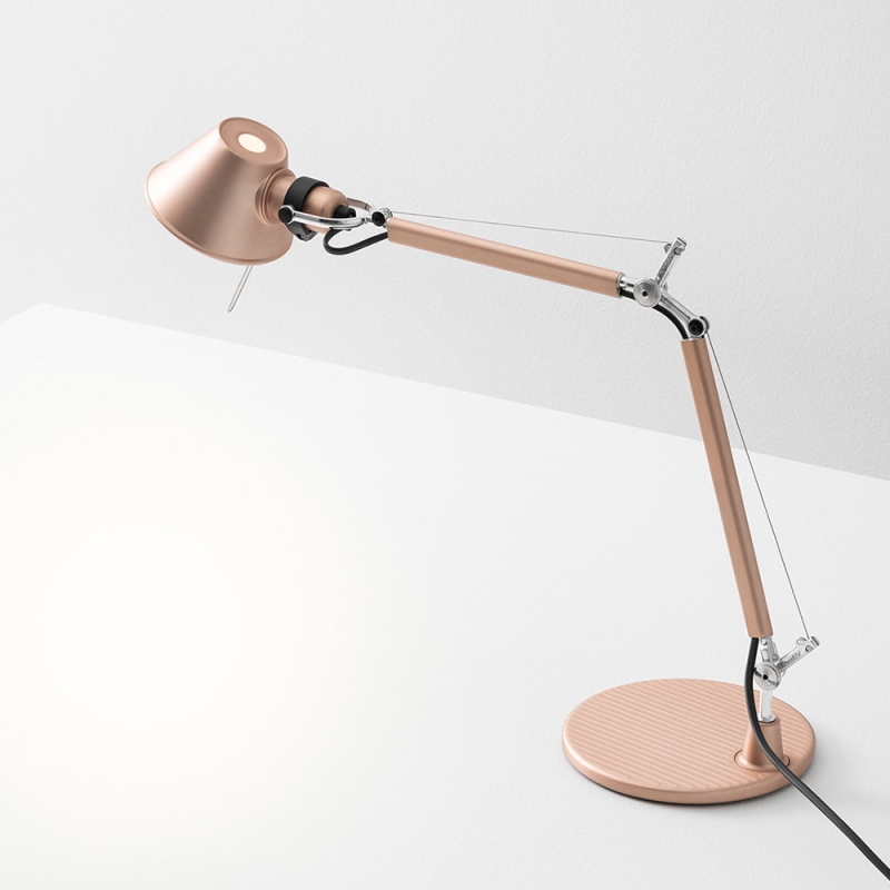 https://objectstorage.ap-seoul-1.oraclecloud.com/n/cnk6gaix2gpw/b/loqoqo-conv/o/artemide/tolomeo-micro-special-edition-led-table-lamp/139687.jpg
