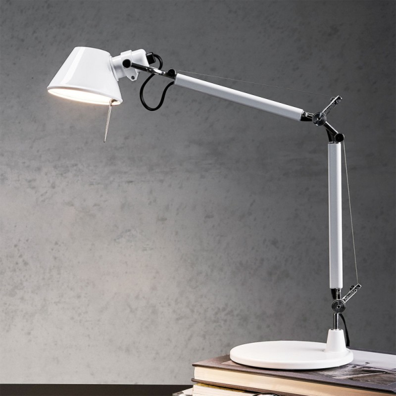https://objectstorage.ap-seoul-1.oraclecloud.com/n/cnk6gaix2gpw/b/loqoqo-conv/o/artemide/tolomeo-mini-e-27-white-table-lamp/113693.jpg