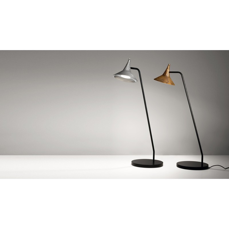 https://objectstorage.ap-seoul-1.oraclecloud.com/n/cnk6gaix2gpw/b/loqoqo-conv/o/artemide/unterlinden-table-lamp/35165.jpg