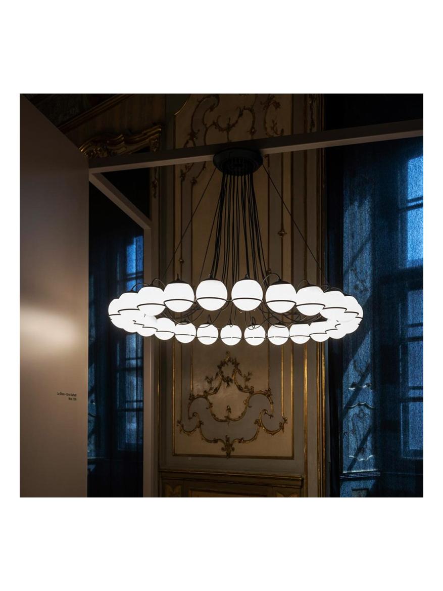 https://objectstorage.ap-seoul-1.oraclecloud.com/n/cnk6gaix2gpw/b/loqoqo-conv/o/astep/model-2109-14-suspension-lamp-with-blown-glass-spheres/87513.jpg