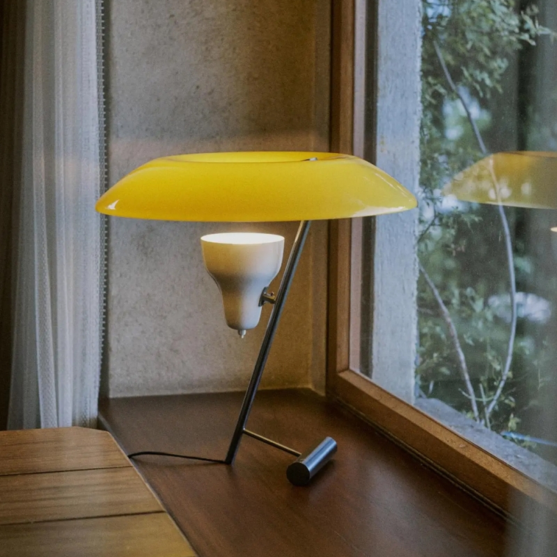 https://objectstorage.ap-seoul-1.oraclecloud.com/n/cnk6gaix2gpw/b/loqoqo-conv/o/astep/model-548-limited-edition-led-table-lamp/137289.jpg