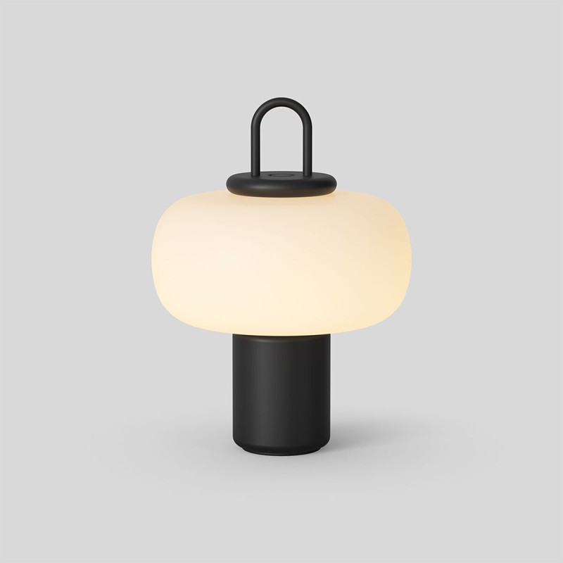 https://objectstorage.ap-seoul-1.oraclecloud.com/n/cnk6gaix2gpw/b/loqoqo-conv/o/astep/nox-portable-and-dimmable-table-led-lamp-in-lantern-shape/88320.jpg