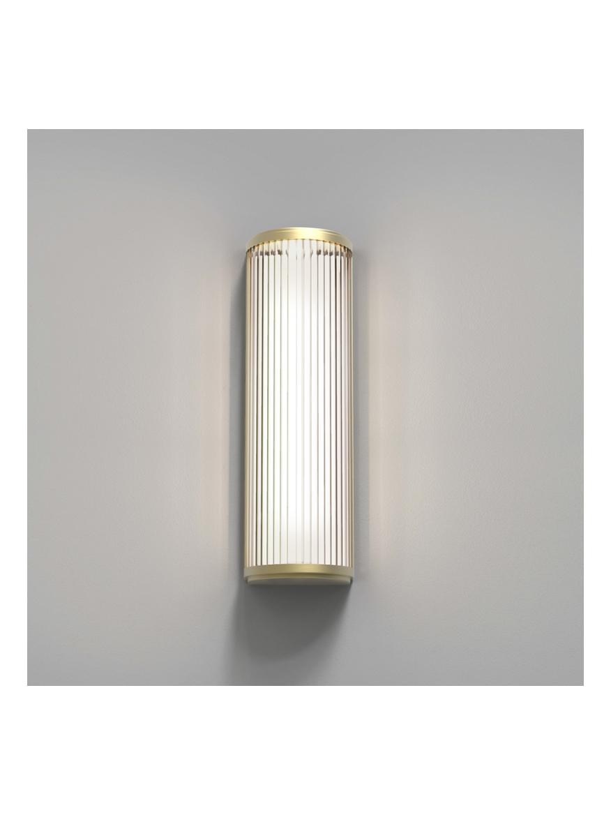 https://objectstorage.ap-seoul-1.oraclecloud.com/n/cnk6gaix2gpw/b/loqoqo-conv/o/astro-lighting/versailles-400-led-wall-lamp/145881.jpg