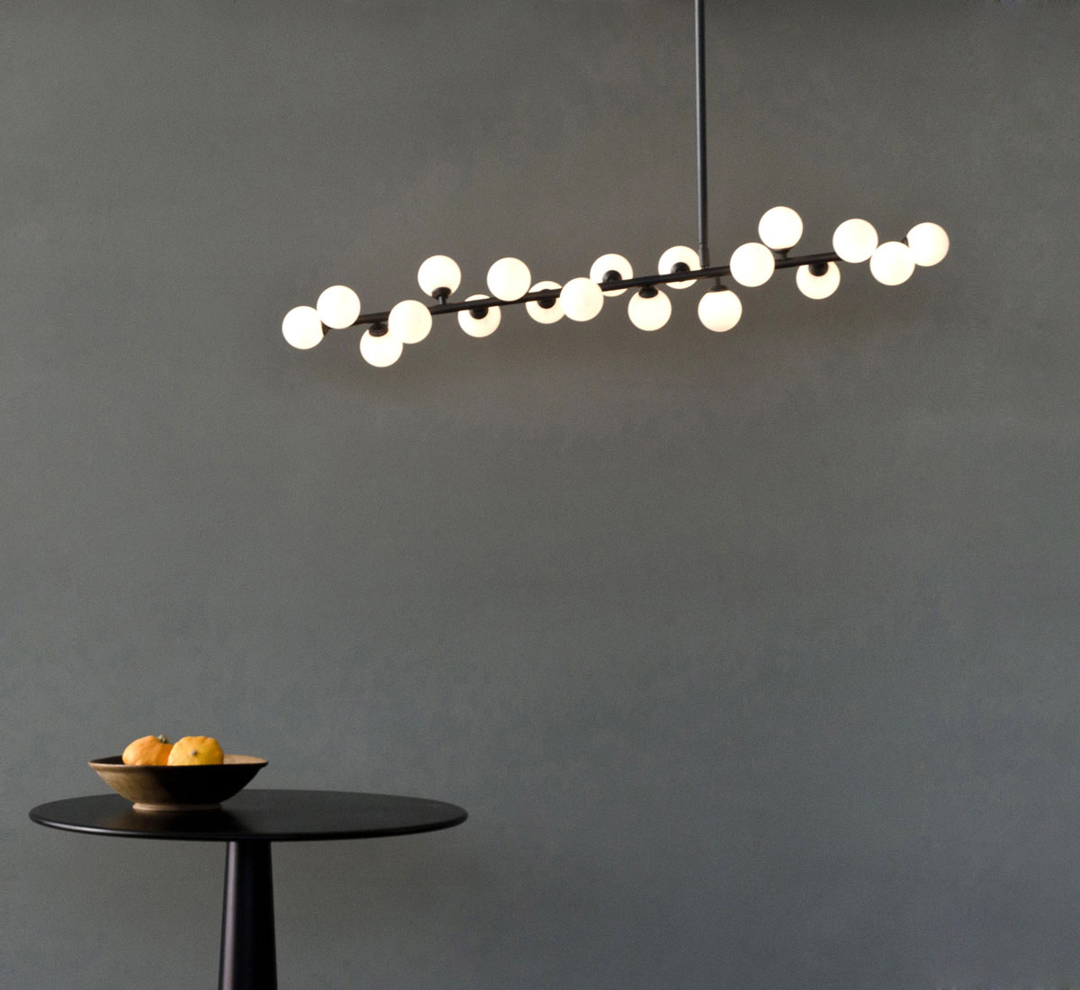 https://objectstorage.ap-seoul-1.oraclecloud.com/n/cnk6gaix2gpw/b/loqoqo-conv/o/atelier-areti/mimosa-suspension-lamp/mimosa-contest.jpg