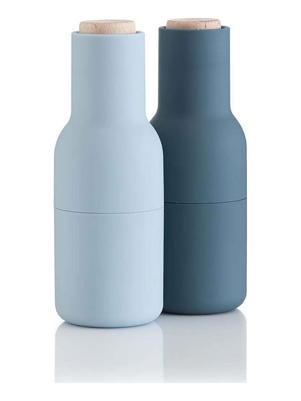 https://objectstorage.ap-seoul-1.oraclecloud.com/n/cnk6gaix2gpw/b/loqoqo-conv/o/audo-copenhagen/bottle-grinders-set-of-2/blue-grinders.jpg