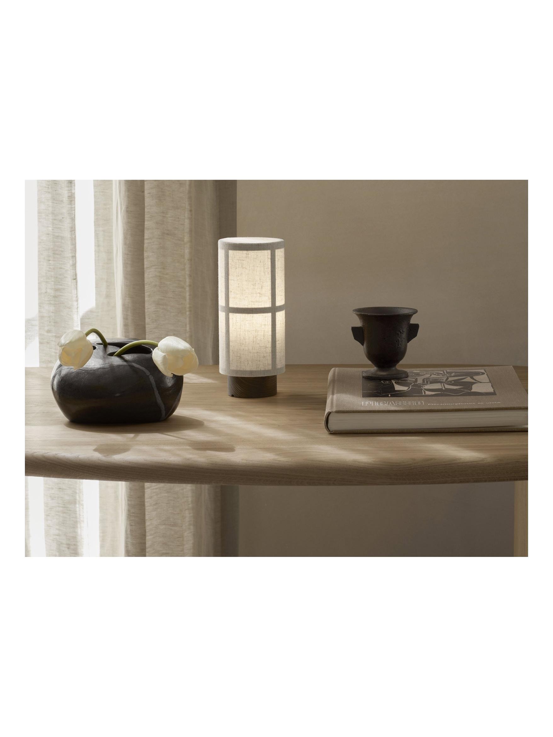 https://objectstorage.ap-seoul-1.oraclecloud.com/n/cnk6gaix2gpw/b/loqoqo-conv/o/audo-copenhagen/hashira-portable-table-lamp/Hashiraportable7.jpg