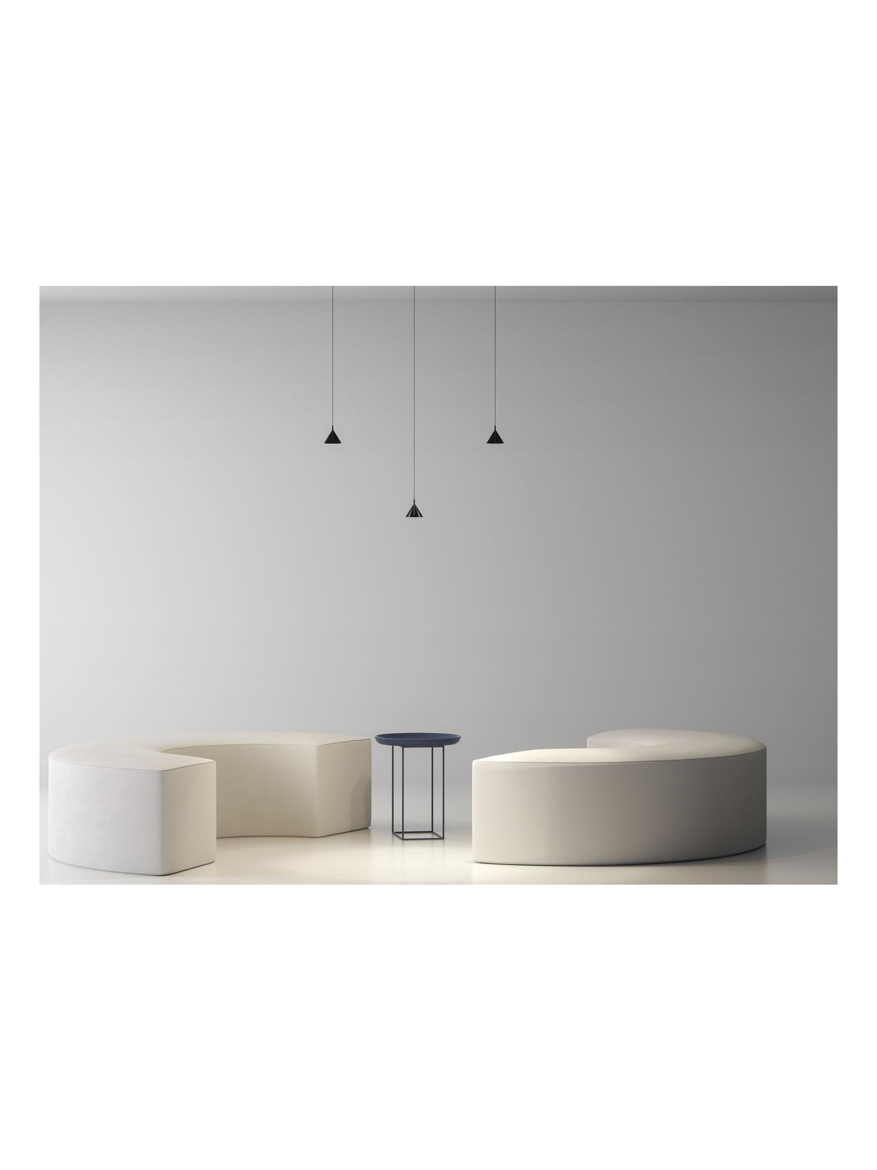 https://objectstorage.ap-seoul-1.oraclecloud.com/n/cnk6gaix2gpw/b/loqoqo-conv/o/axolight/jewel-mono-01-suspension-lamp/jewel_mono_lamp_axolight_0003_axolight_jewel_mono_3_black_black_set_no_rosone.jpg