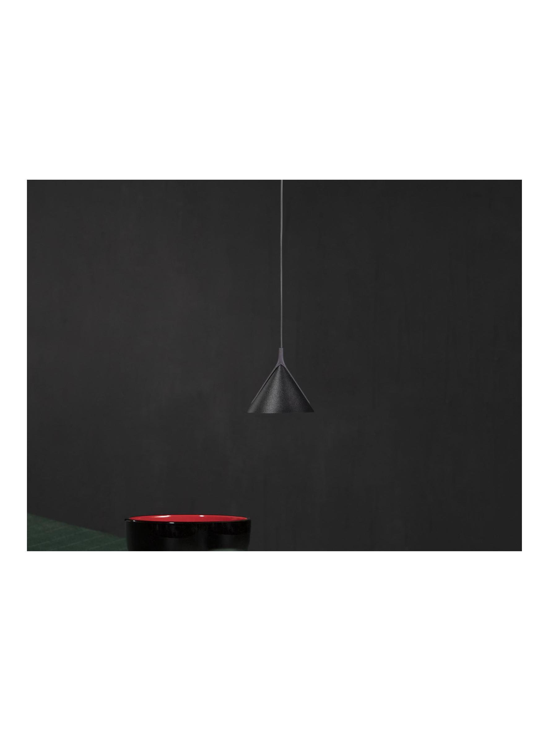 https://objectstorage.ap-seoul-1.oraclecloud.com/n/cnk6gaix2gpw/b/loqoqo-conv/o/axolight/jewel-mono-01-suspension-lamp/jewel_mono_lamp_axolight_0005__s5a3858_modificata.jpg