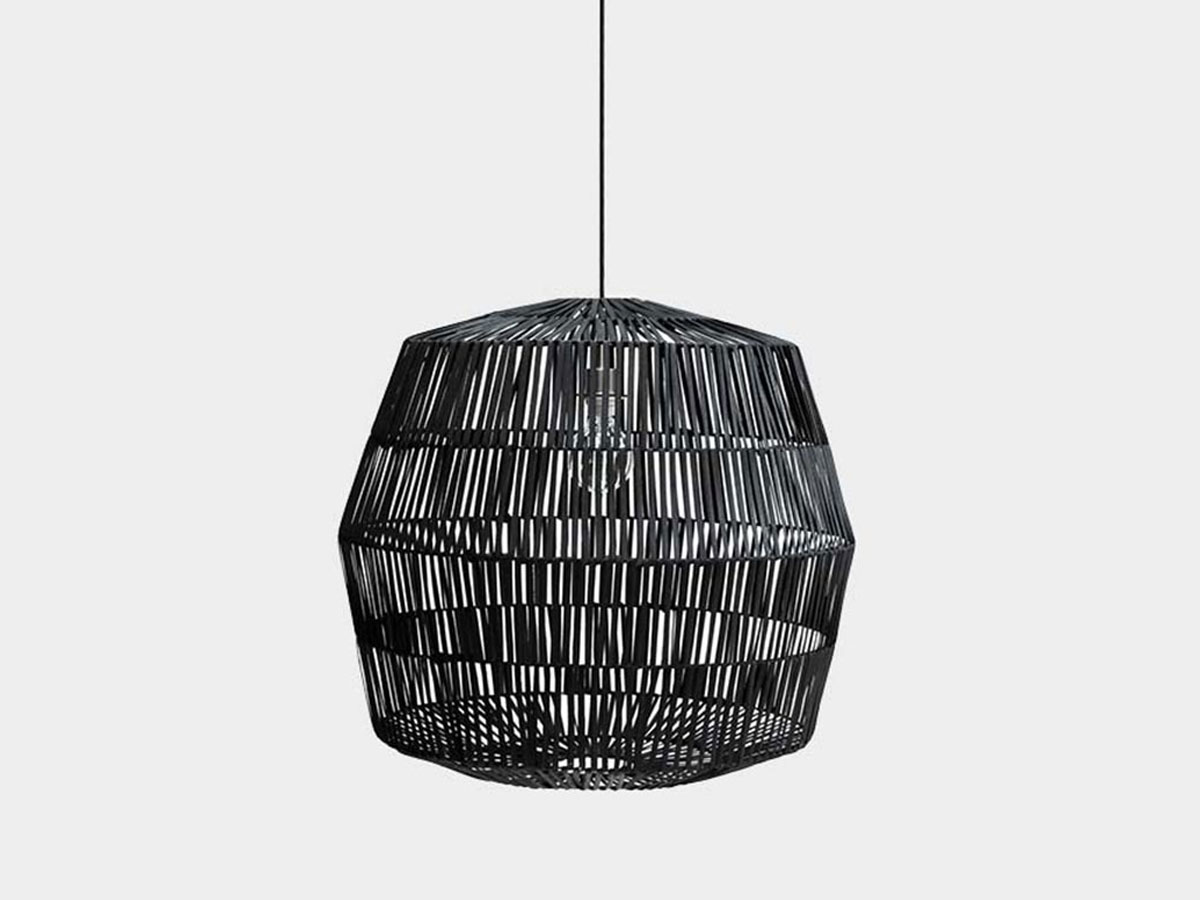https://objectstorage.ap-seoul-1.oraclecloud.com/n/cnk6gaix2gpw/b/loqoqo-conv/o/ay-illuminate/nama-4-suspension-lamp/nama4suspensionblack.jpg