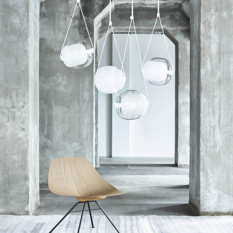 https://objectstorage.ap-seoul-1.oraclecloud.com/n/cnk6gaix2gpw/b/loqoqo-conv/o/brokis/capsula-led-suspension-lamp/140427.jpg