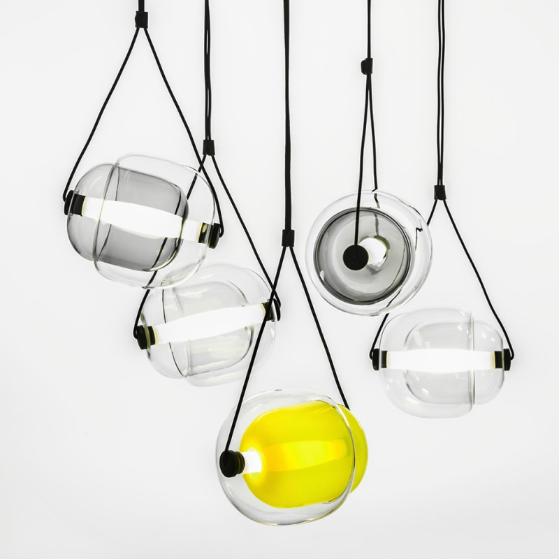https://objectstorage.ap-seoul-1.oraclecloud.com/n/cnk6gaix2gpw/b/loqoqo-conv/o/brokis/capsula-led-suspension-lamp/140431.jpg