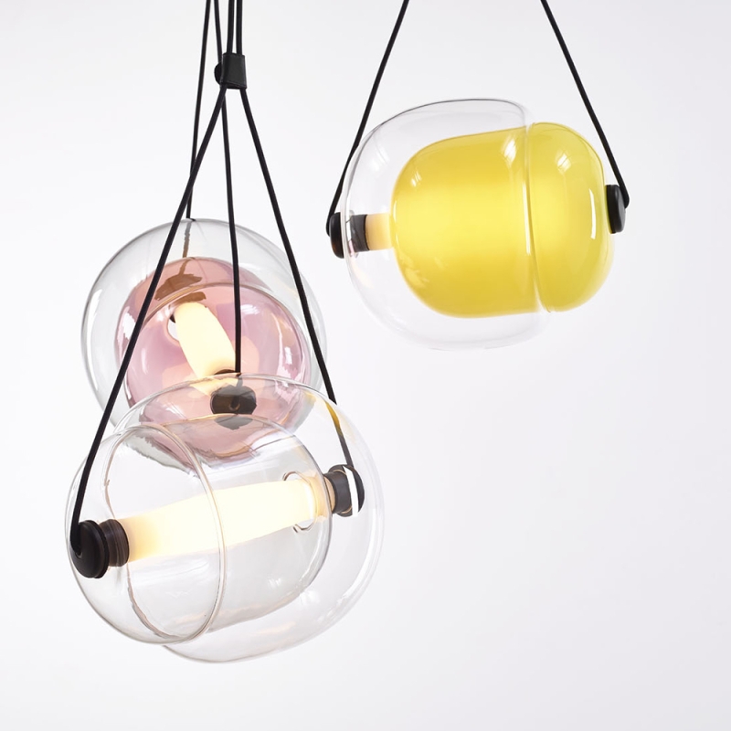 https://objectstorage.ap-seoul-1.oraclecloud.com/n/cnk6gaix2gpw/b/loqoqo-conv/o/brokis/capsula-led-suspension-lamp/140437.jpg