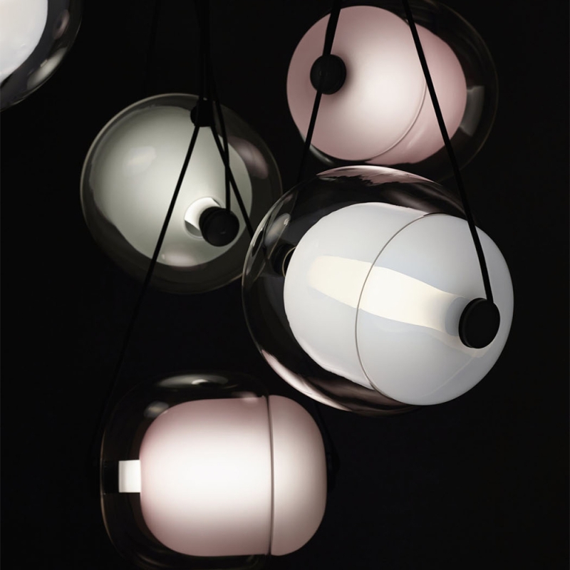 https://objectstorage.ap-seoul-1.oraclecloud.com/n/cnk6gaix2gpw/b/loqoqo-conv/o/brokis/capsula-led-suspension-lamp/140446.jpg