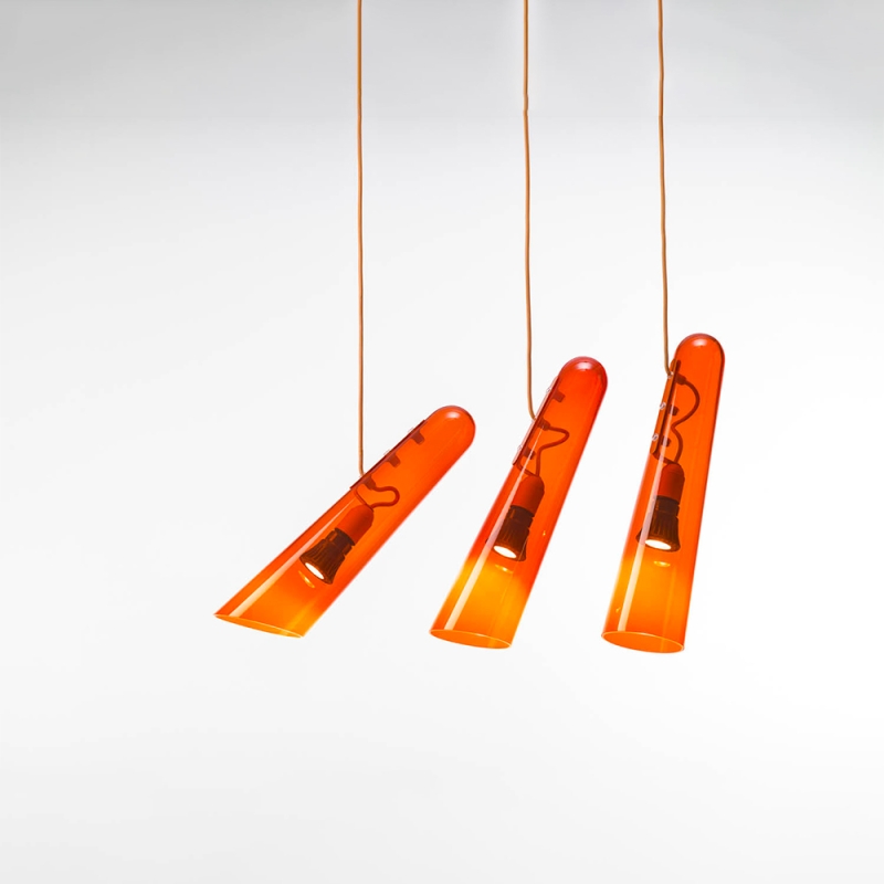 https://objectstorage.ap-seoul-1.oraclecloud.com/n/cnk6gaix2gpw/b/loqoqo-conv/o/brokis/flutes-led-suspension-lamp/129804.jpg
