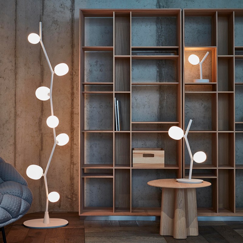 https://objectstorage.ap-seoul-1.oraclecloud.com/n/cnk6gaix2gpw/b/loqoqo-conv/o/brokis/ivy-led-table-lamp/107505.jpg