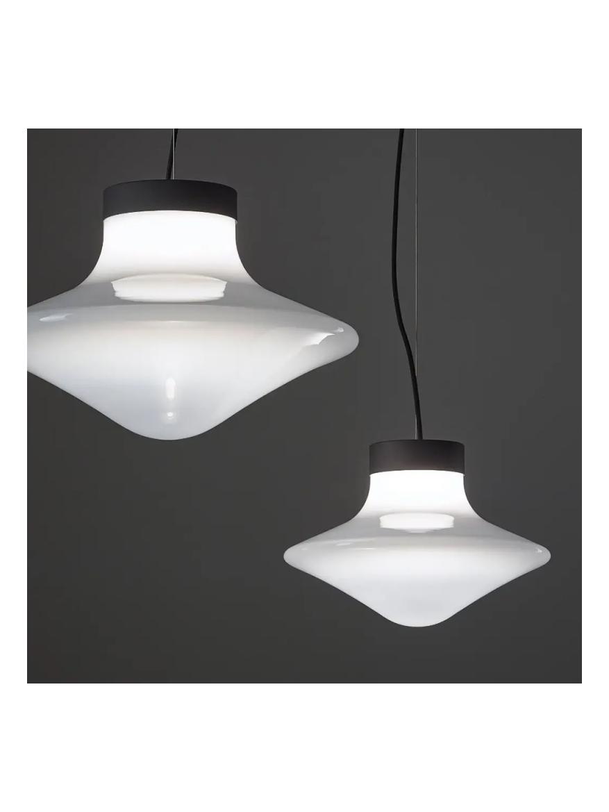 https://objectstorage.ap-seoul-1.oraclecloud.com/n/cnk6gaix2gpw/b/loqoqo-conv/o/brokis/trottola-led-suspension-lamp/132412.jpg