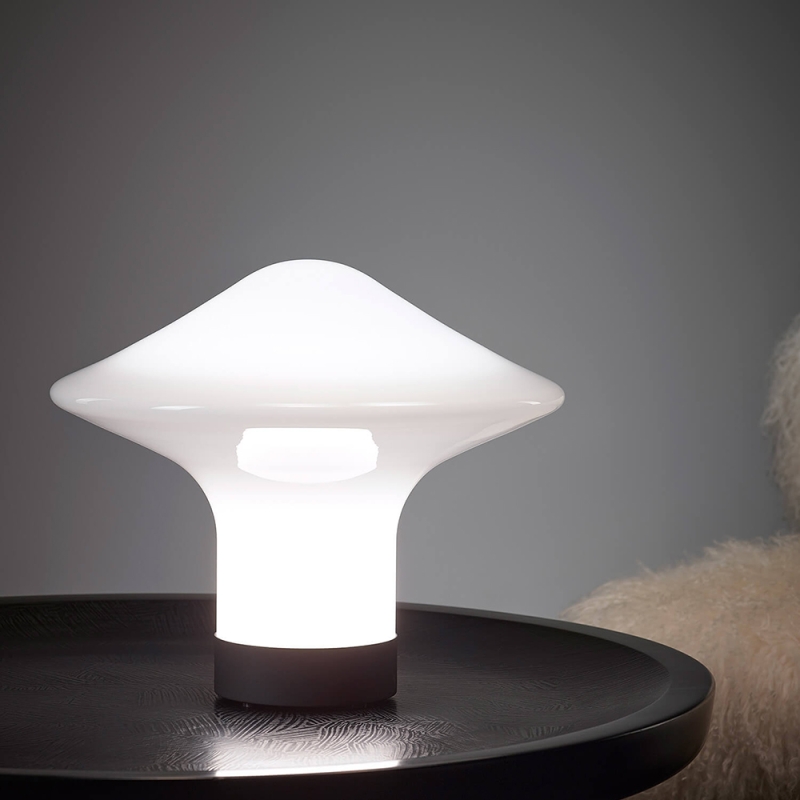 https://objectstorage.ap-seoul-1.oraclecloud.com/n/cnk6gaix2gpw/b/loqoqo-conv/o/brokis/trottola-led-table-lamp/139122.jpg