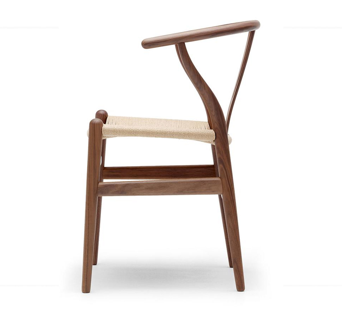 https://objectstorage.ap-seoul-1.oraclecloud.com/n/cnk6gaix2gpw/b/loqoqo-conv/o/carl-hansen-and-son/ch-24-wishbone-chair-natural-cord-oiled-oak/ch24-wishbone-chair-3rovere-corda-naturale_1.jpg