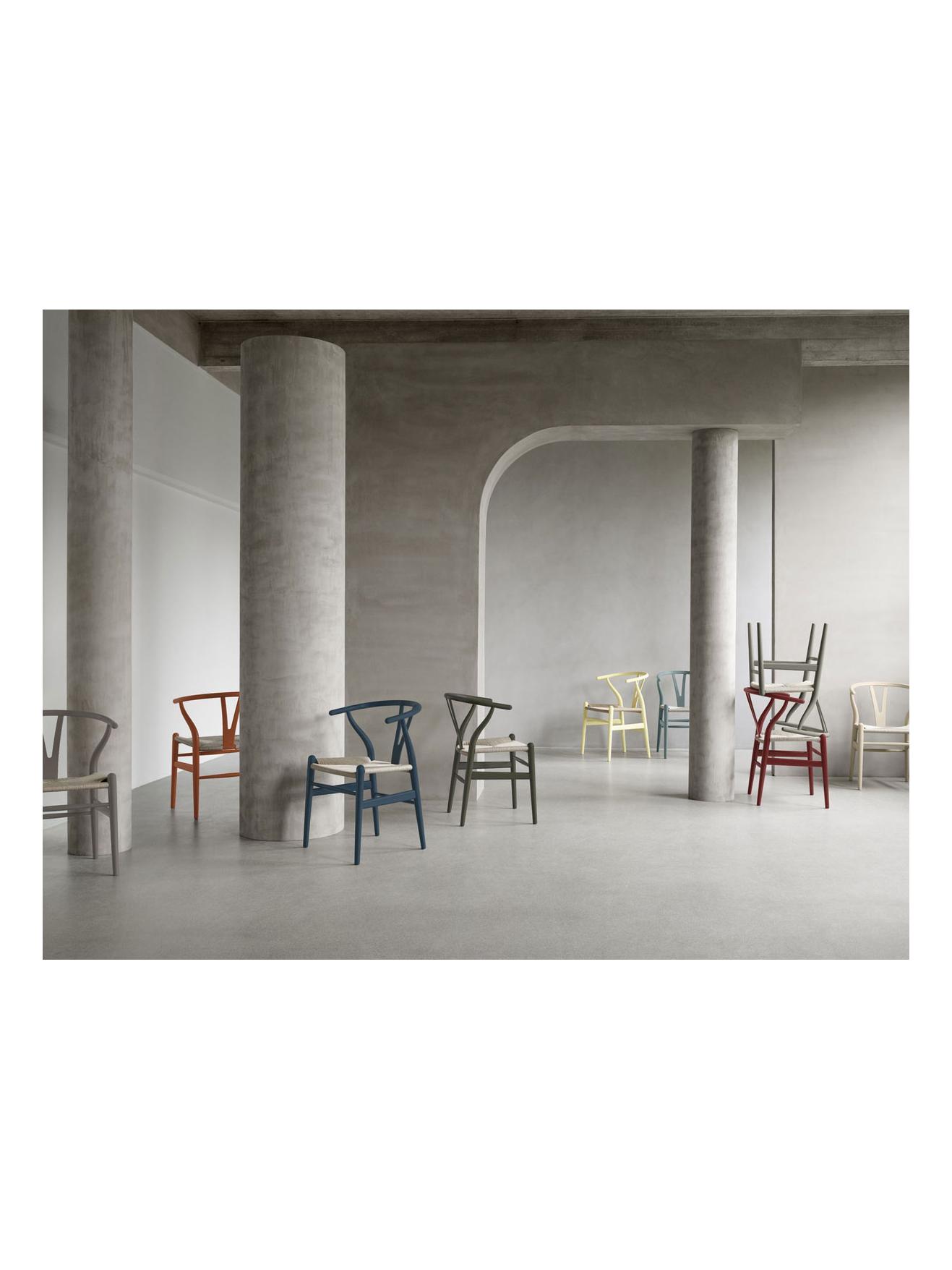 https://objectstorage.ap-seoul-1.oraclecloud.com/n/cnk6gaix2gpw/b/loqoqo-conv/o/carl-hansen-and-son/ch-24-wishbone-chair-soft-colors-slate/ch24collection_4.jpg