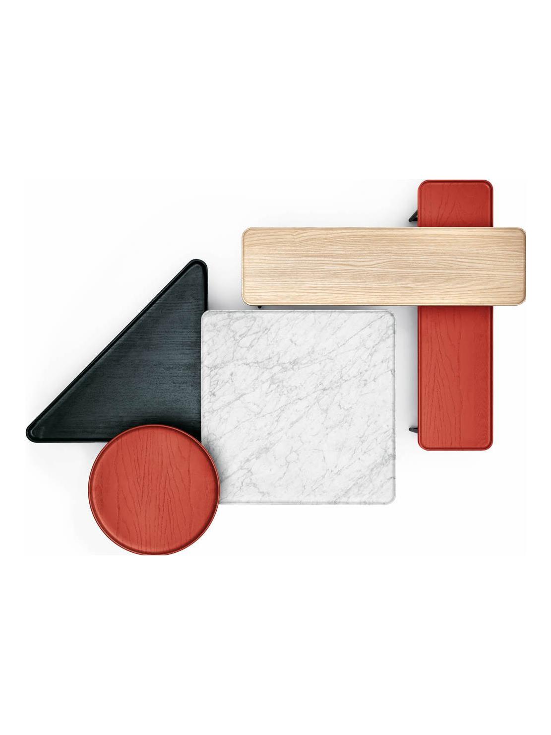 https://objectstorage.ap-seoul-1.oraclecloud.com/n/cnk6gaix2gpw/b/loqoqo-conv/o/cassina/381-torei-square-table-carrara-marble-h-31/torei-frassino-rosso-ambiente2-cassina_2.jpg