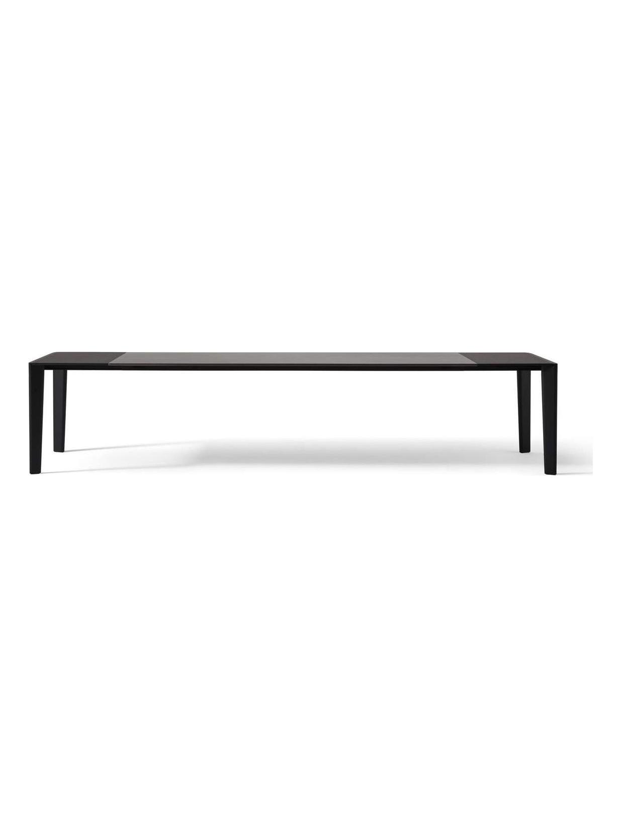https://objectstorage.ap-seoul-1.oraclecloud.com/n/cnk6gaix2gpw/b/loqoqo-conv/o/cassina/481-longplane-extendable-table-black-stained-oak-metal-pewter-striated/481-longplain-allungabile-rovere-nero-metallo-peltro-cassina-2.jpg