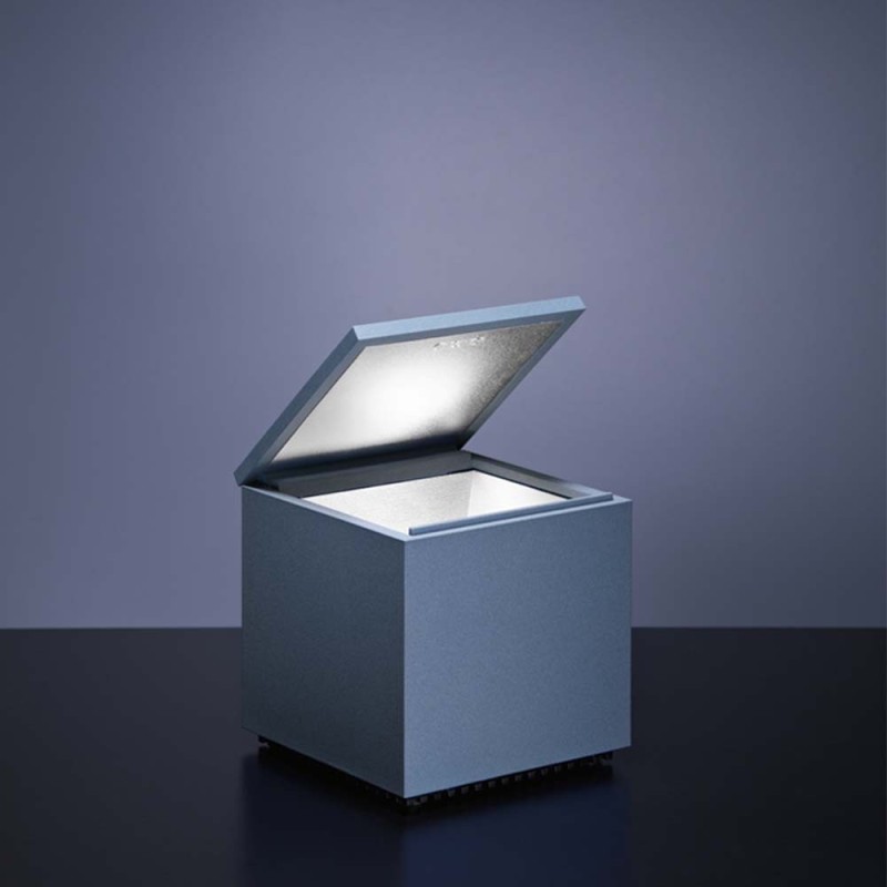 https://objectstorage.ap-seoul-1.oraclecloud.com/n/cnk6gaix2gpw/b/loqoqo-conv/o/cini-and-nils/ciniand-nils-cuboluce-led-table-lamp/50978.jpg