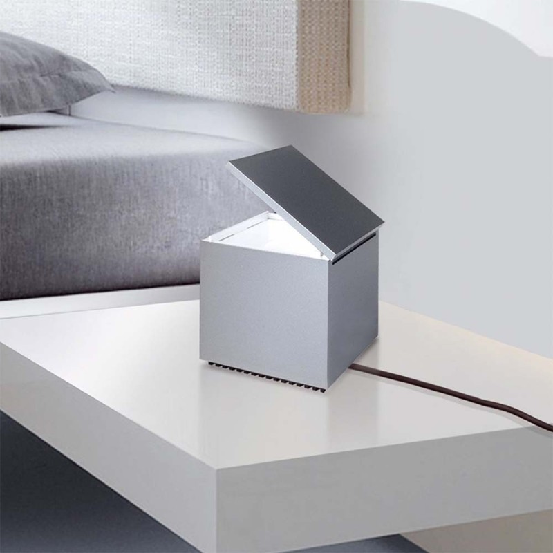 https://objectstorage.ap-seoul-1.oraclecloud.com/n/cnk6gaix2gpw/b/loqoqo-conv/o/cini-and-nils/ciniand-nils-cuboluce-led-table-lamp/50985.jpg