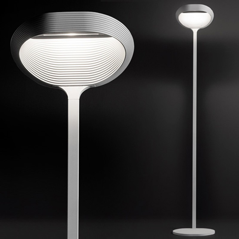 https://objectstorage.ap-seoul-1.oraclecloud.com/n/cnk6gaix2gpw/b/loqoqo-conv/o/cini-and-nils/ciniand-nils-sestessa-led-floor-lamp/102701.jpg