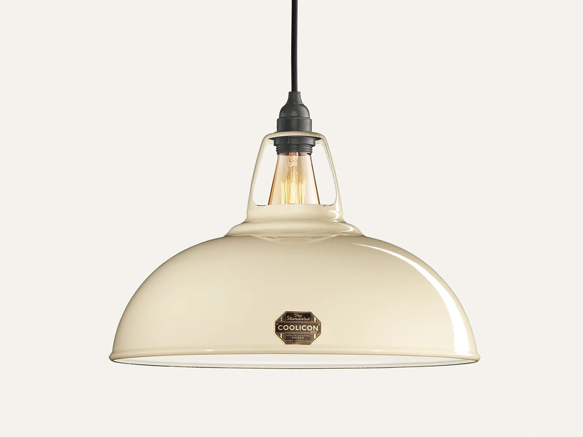 https://objectstorage.ap-seoul-1.oraclecloud.com/n/cnk6gaix2gpw/b/loqoqo-conv/o/coolicon-lighting/the-standard-collection-original-1933-™-suspension-lamp/the-std-cream_2.jpg