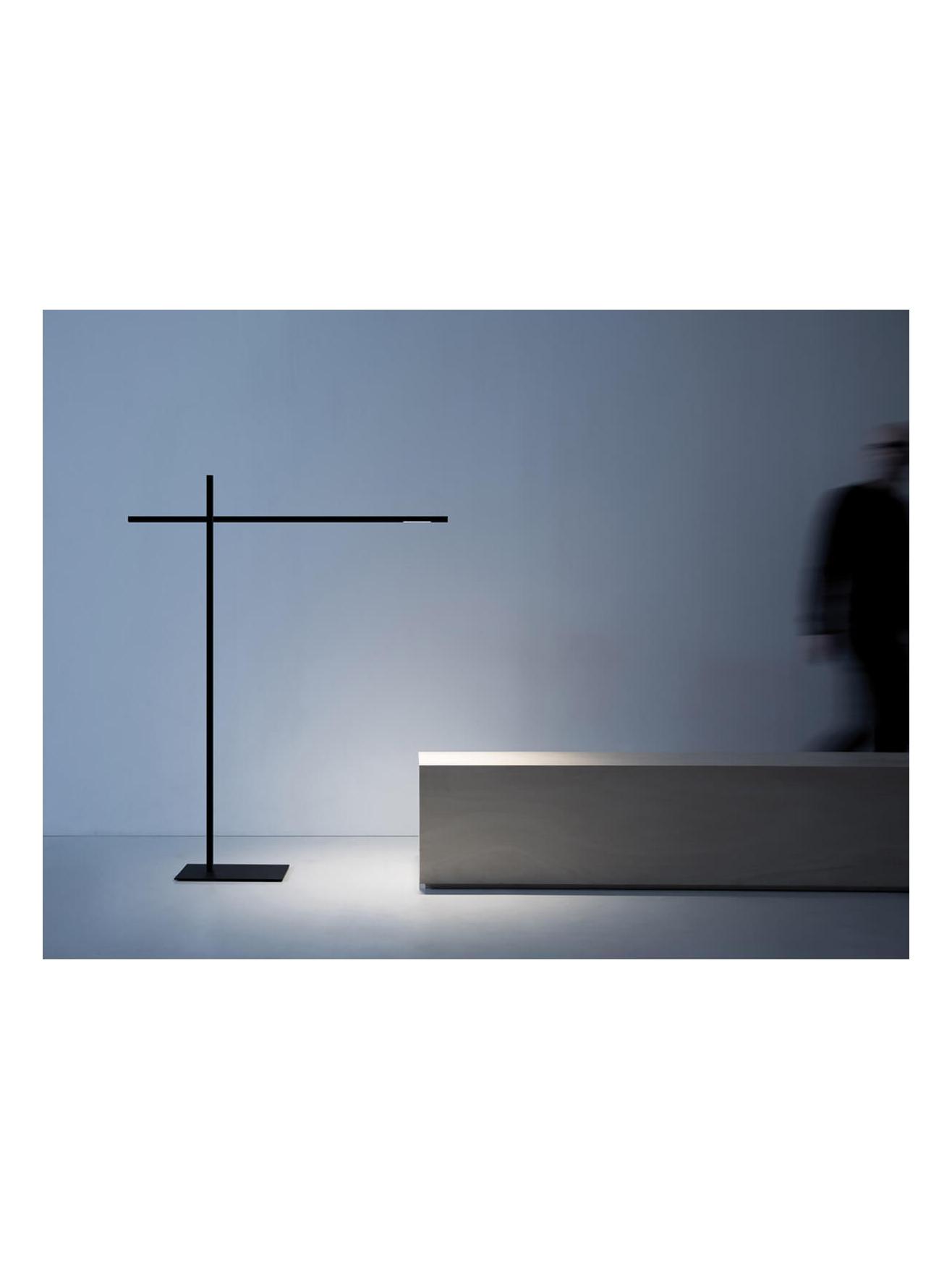 https://objectstorage.ap-seoul-1.oraclecloud.com/n/cnk6gaix2gpw/b/loqoqo-conv/o/davide-groppi/hashi-floor-lamp/hashi-floor-lamp-davide-groppi.jpg