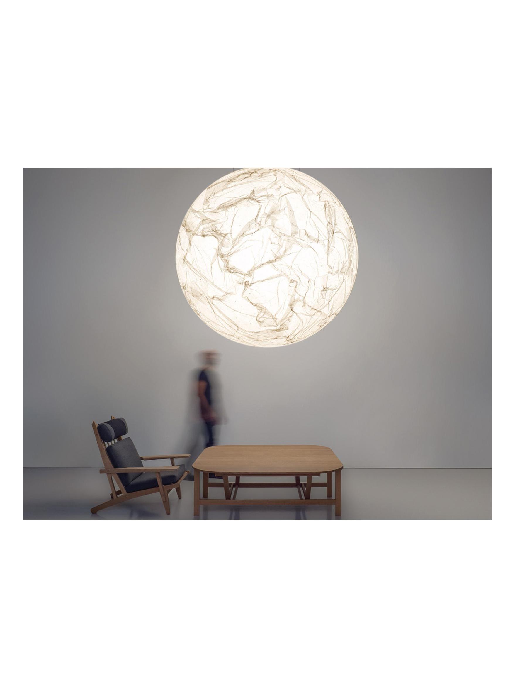 https://objectstorage.ap-seoul-1.oraclecloud.com/n/cnk6gaix2gpw/b/loqoqo-conv/o/davide-groppi/moon-60-o-suspension-lamp/moon_80_a_1.jpg