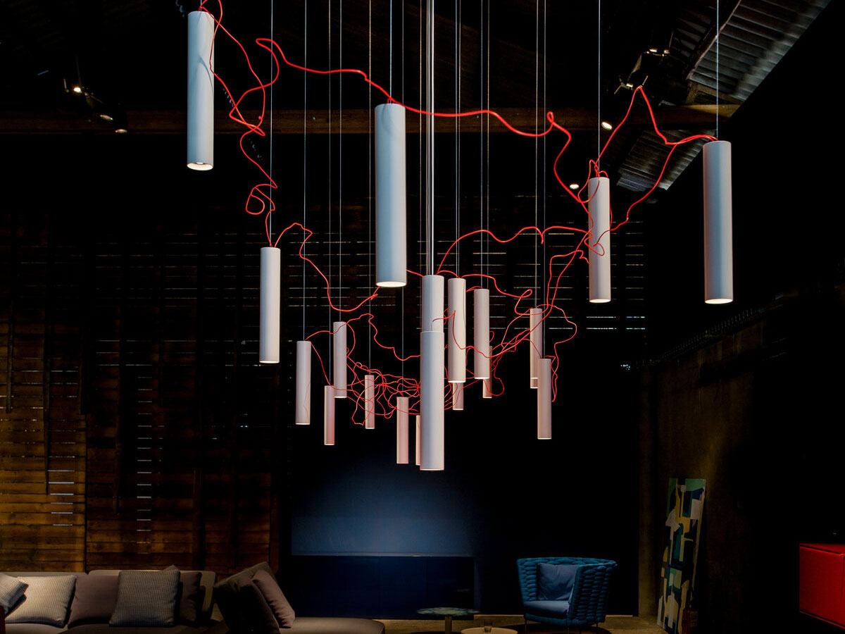 https://objectstorage.ap-seoul-1.oraclecloud.com/n/cnk6gaix2gpw/b/loqoqo-conv/o/davide-groppi/simbiosi-suspension-lamp-white-3000-k/simbiosi-groppi-davide.jpg