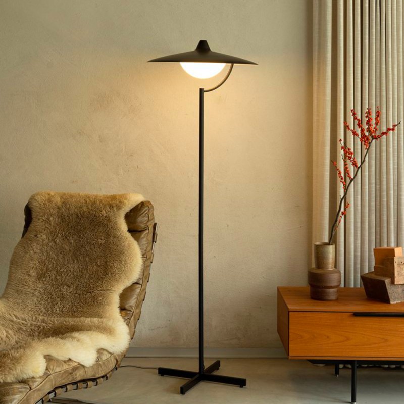 https://objectstorage.ap-seoul-1.oraclecloud.com/n/cnk6gaix2gpw/b/loqoqo-conv/o/dcw/biny-floor-lamp/116598.jpg