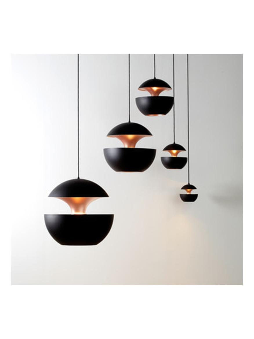 https://objectstorage.ap-seoul-1.oraclecloud.com/n/cnk6gaix2gpw/b/loqoqo-conv/o/dcw/here-comes-the-sun-led-suspension-lamp/151199.jpg