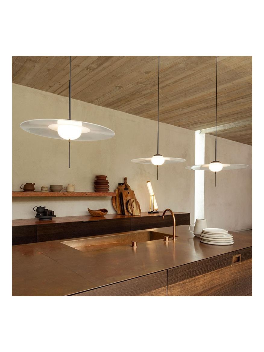 https://objectstorage.ap-seoul-1.oraclecloud.com/n/cnk6gaix2gpw/b/loqoqo-conv/o/dcw/mono-led-suspension-lamp/153040.jpg