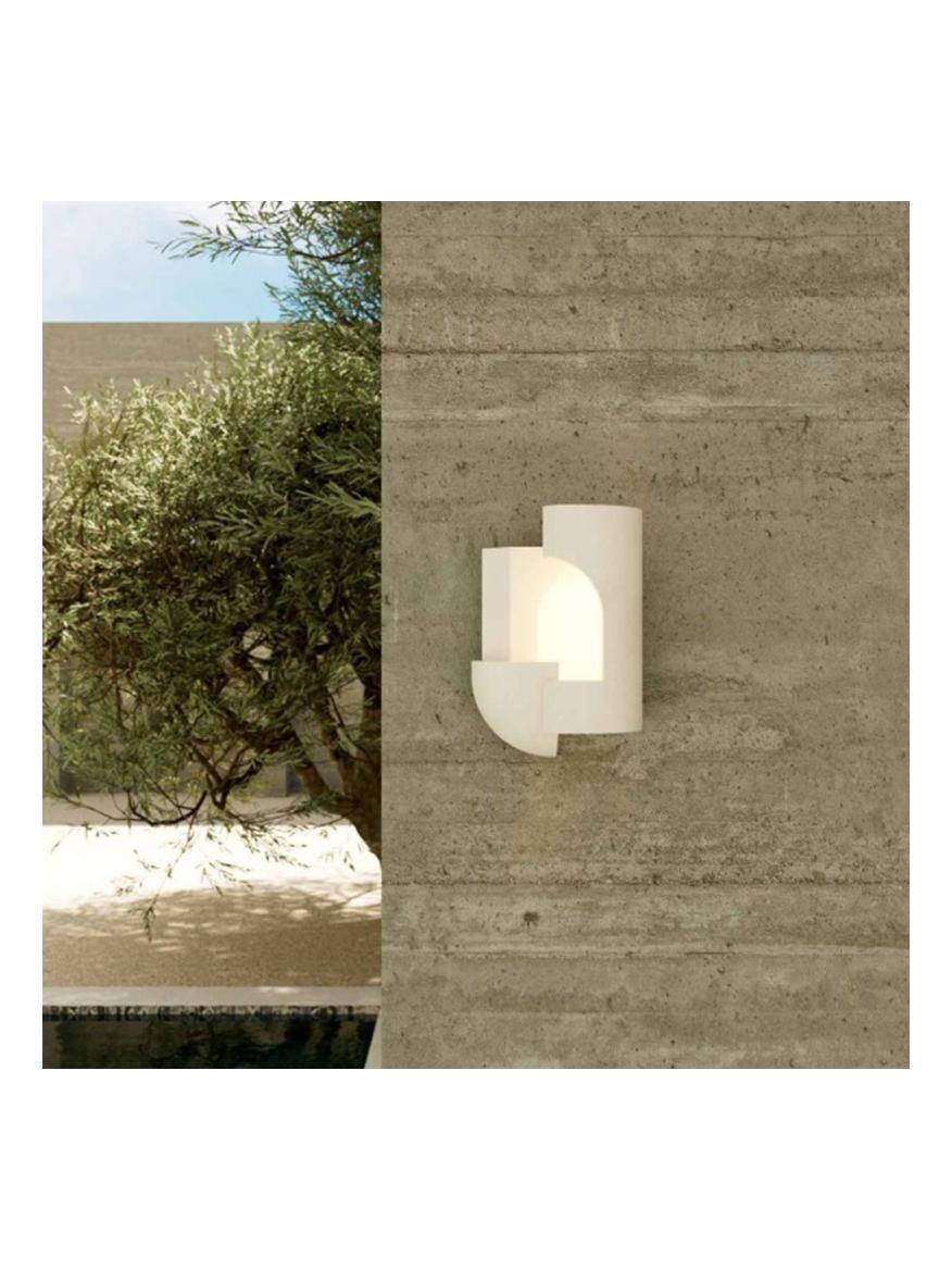 https://objectstorage.ap-seoul-1.oraclecloud.com/n/cnk6gaix2gpw/b/loqoqo-conv/o/dcw/soul-outdoor-led-wall-lamp/152982.jpg