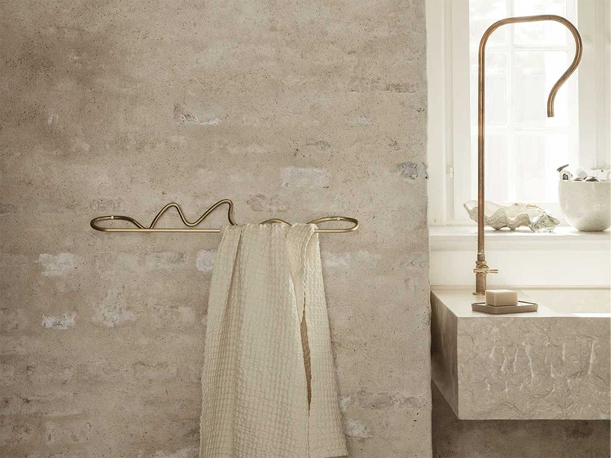 https://objectstorage.ap-seoul-1.oraclecloud.com/n/cnk6gaix2gpw/b/loqoqo-conv/o/ferm-living/curvature-towel-hanger/curvature-towel-hanger-brass-ferm-living_1.jpg