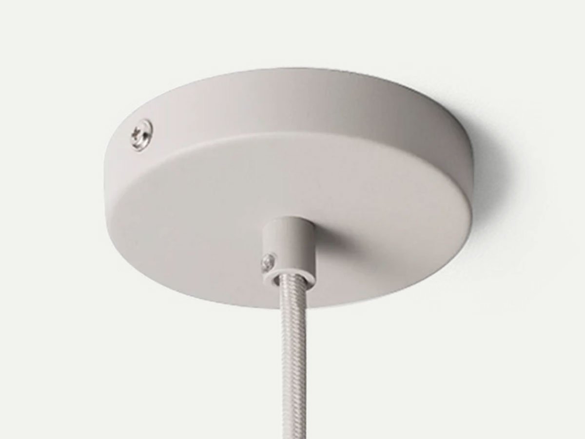 https://objectstorage.ap-seoul-1.oraclecloud.com/n/cnk6gaix2gpw/b/loqoqo-conv/o/ferm-living/socket-pendant-low/socket-det-canopy.jpg