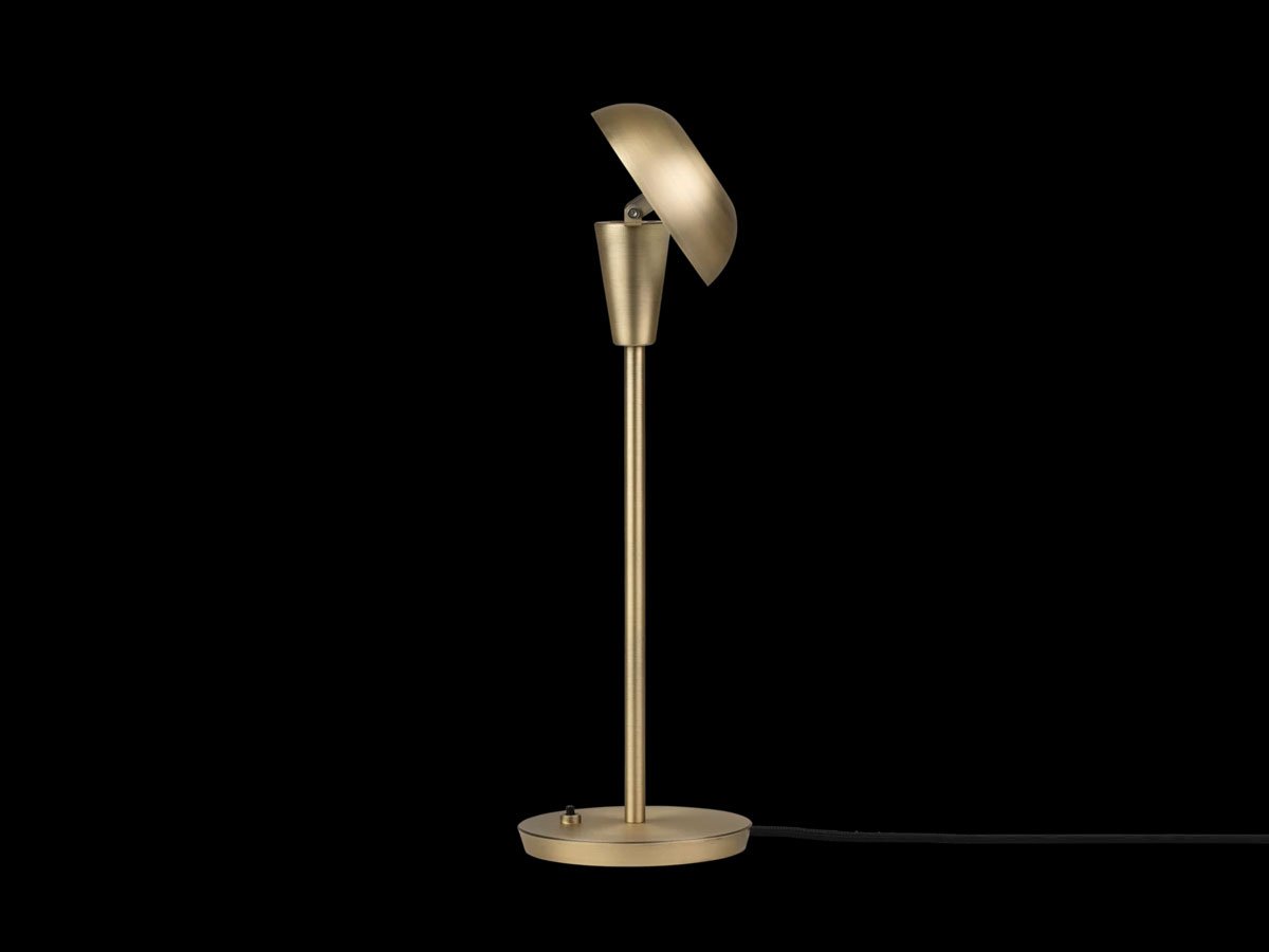 https://objectstorage.ap-seoul-1.oraclecloud.com/n/cnk6gaix2gpw/b/loqoqo-conv/o/ferm-living/tiny-table-lamp/tiny-brass-lampada-da-tavolo-ferm-living.jpg