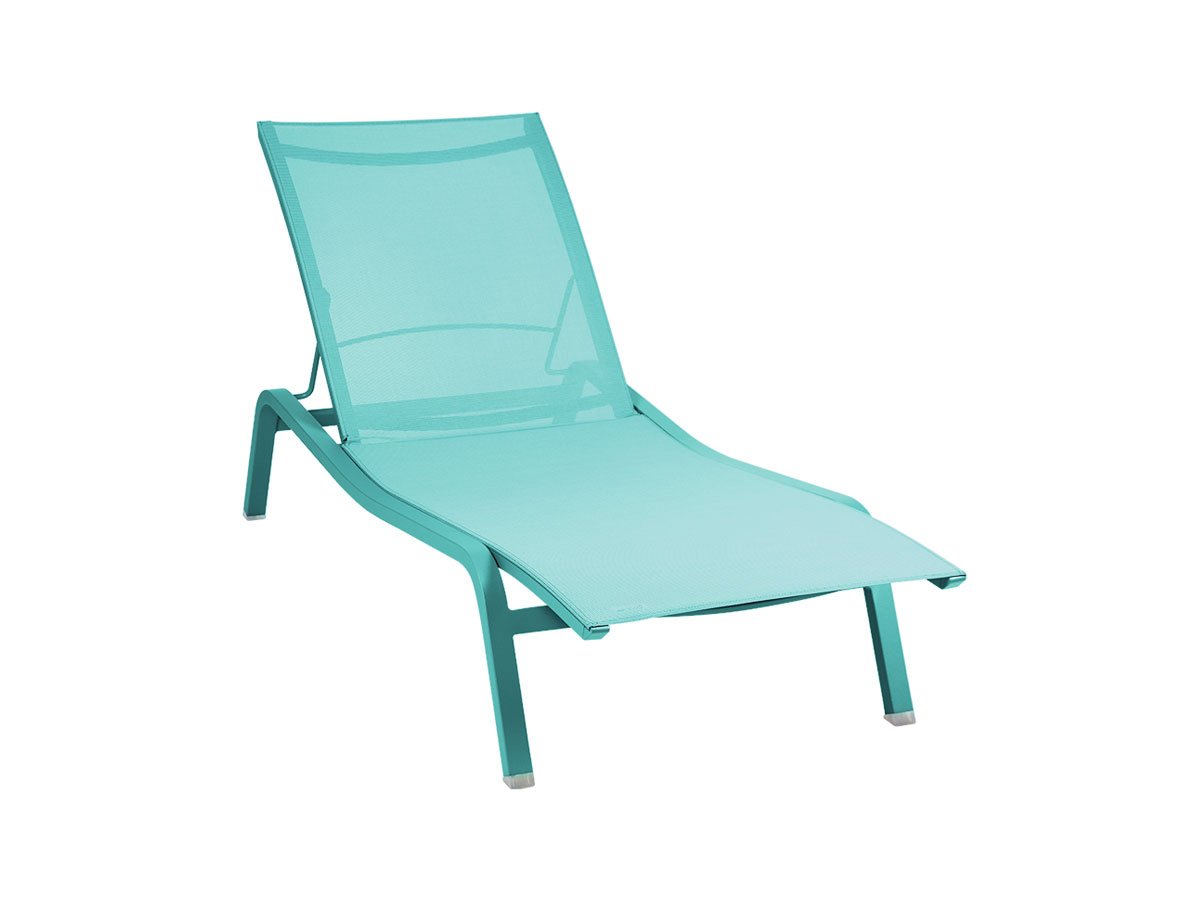 https://objectstorage.ap-seoul-1.oraclecloud.com/n/cnk6gaix2gpw/b/loqoqo-conv/o/fermob/alize-adjustable-and-stacking-sunlounger-xs/AlizesunloungerlaguneblueFermob_1.jpg