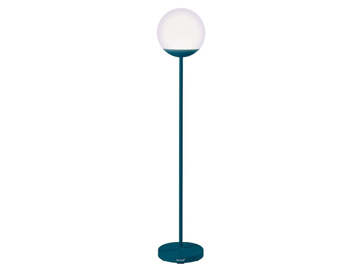 https://objectstorage.ap-seoul-1.oraclecloud.com/n/cnk6gaix2gpw/b/loqoqo-conv/o/fermob/mooon-h-134-floor-lamp/mooonblufermob.jpg