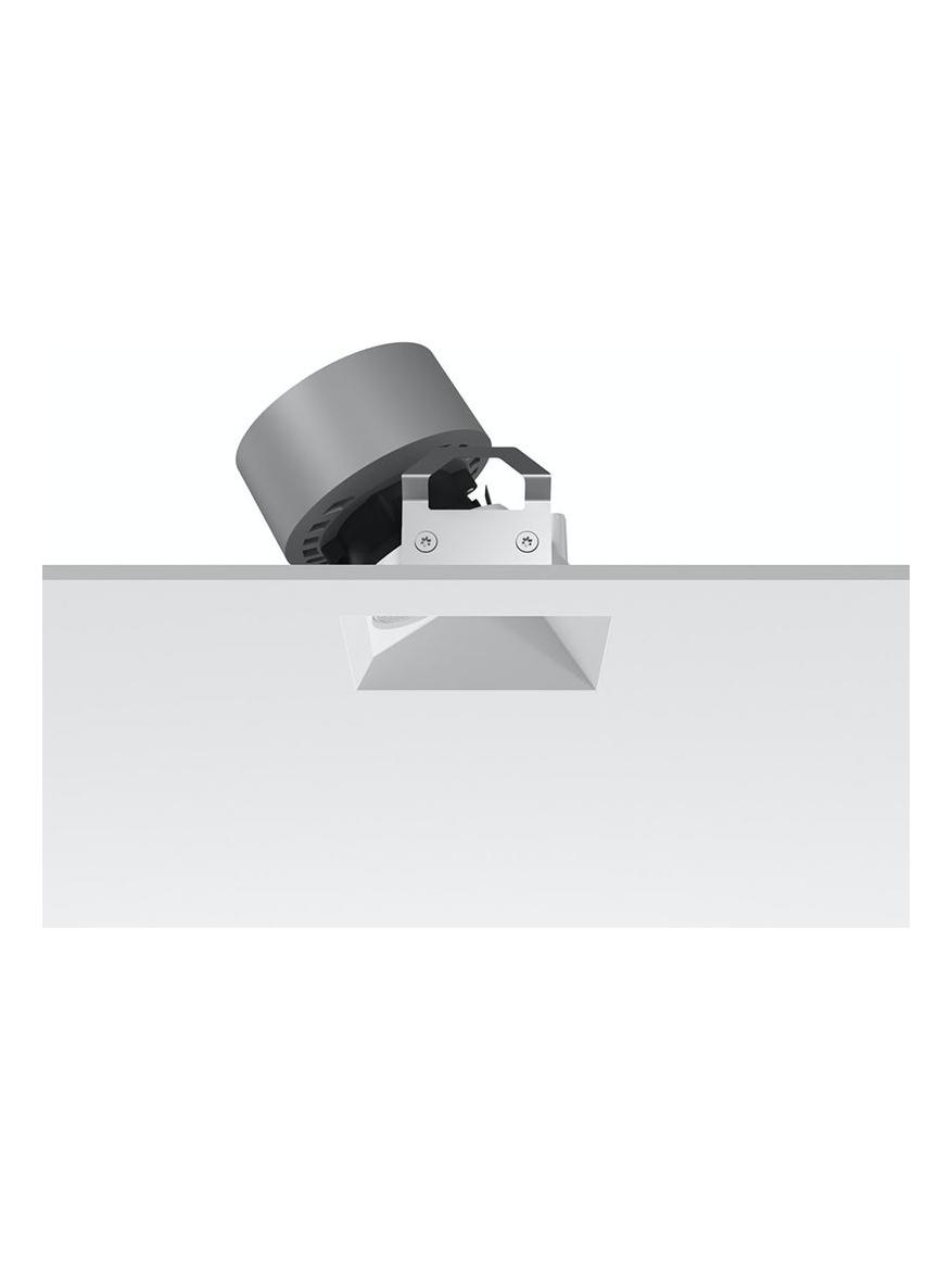 https://objectstorage.ap-seoul-1.oraclecloud.com/n/cnk6gaix2gpw/b/loqoqo-conv/o/flos-architectural/flos-kap-80-plus-square-wall-washer-recessed-spotlight/29718.jpg