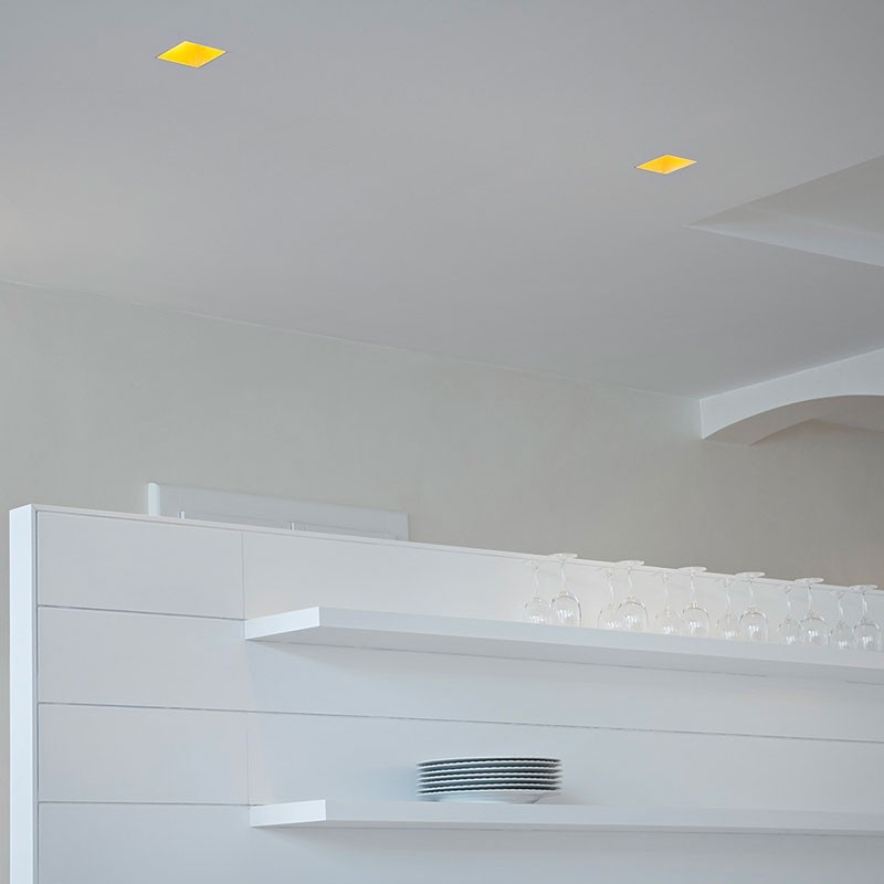 https://objectstorage.ap-seoul-1.oraclecloud.com/n/cnk6gaix2gpw/b/loqoqo-conv/o/flos-architectural/flos-kap-80-plus-square-wall-washer-recessed-spotlight/29725.jpg