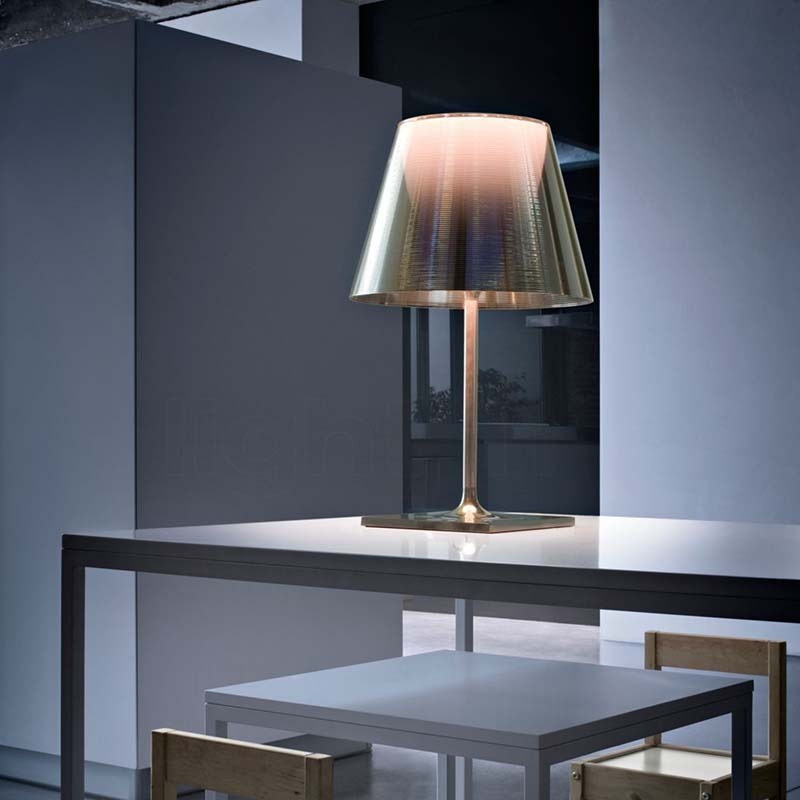 https://objectstorage.ap-seoul-1.oraclecloud.com/n/cnk6gaix2gpw/b/loqoqo-conv/o/flos-architectural/flos-ktribe-t-2-table-lamp/12829.jpg