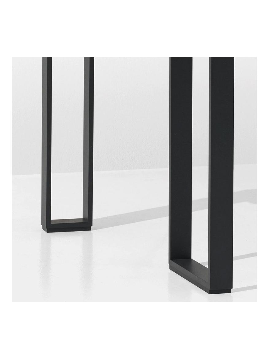 https://objectstorage.ap-seoul-1.oraclecloud.com/n/cnk6gaix2gpw/b/loqoqo-conv/o/flos-architectural/flos-mile-2-600-outdoor-led-bollard/102915.jpg