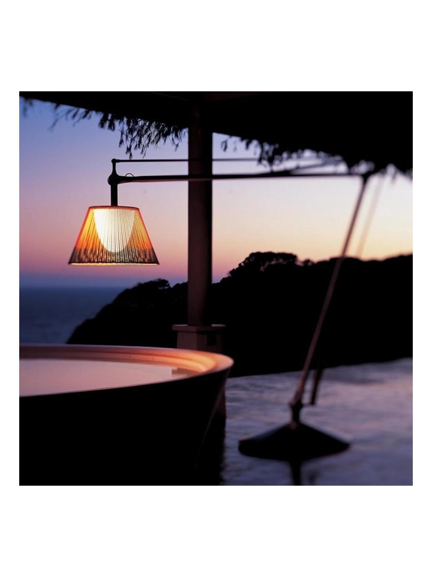 https://objectstorage.ap-seoul-1.oraclecloud.com/n/cnk6gaix2gpw/b/loqoqo-conv/o/flos-architectural/flos-superarchimoon-outdoor-floor-lamp-phospho-chromated-aluminum-archimoon/11511.jpg