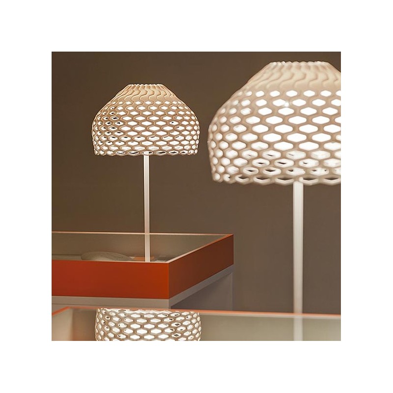 https://objectstorage.ap-seoul-1.oraclecloud.com/n/cnk6gaix2gpw/b/loqoqo-conv/o/flos-architectural/flos-tatou-f-floor-lamp-in-polycarbonate/13496.jpg