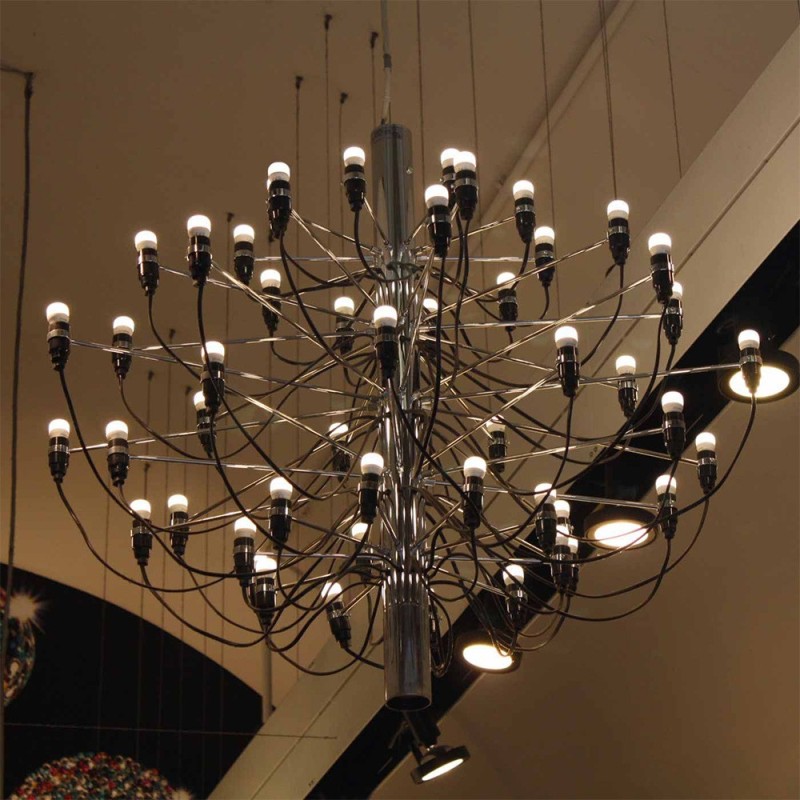 https://objectstorage.ap-seoul-1.oraclecloud.com/n/cnk6gaix2gpw/b/loqoqo-conv/o/flos/2097-50-light-bulbs-suspension-chandelier-for-indoor/63737.jpg