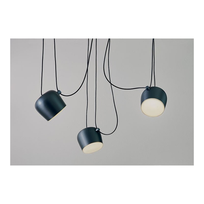 https://objectstorage.ap-seoul-1.oraclecloud.com/n/cnk6gaix2gpw/b/loqoqo-conv/o/flos/aim-x-3-led-suspension-pendant-lamp-blue-steel/42394.jpg